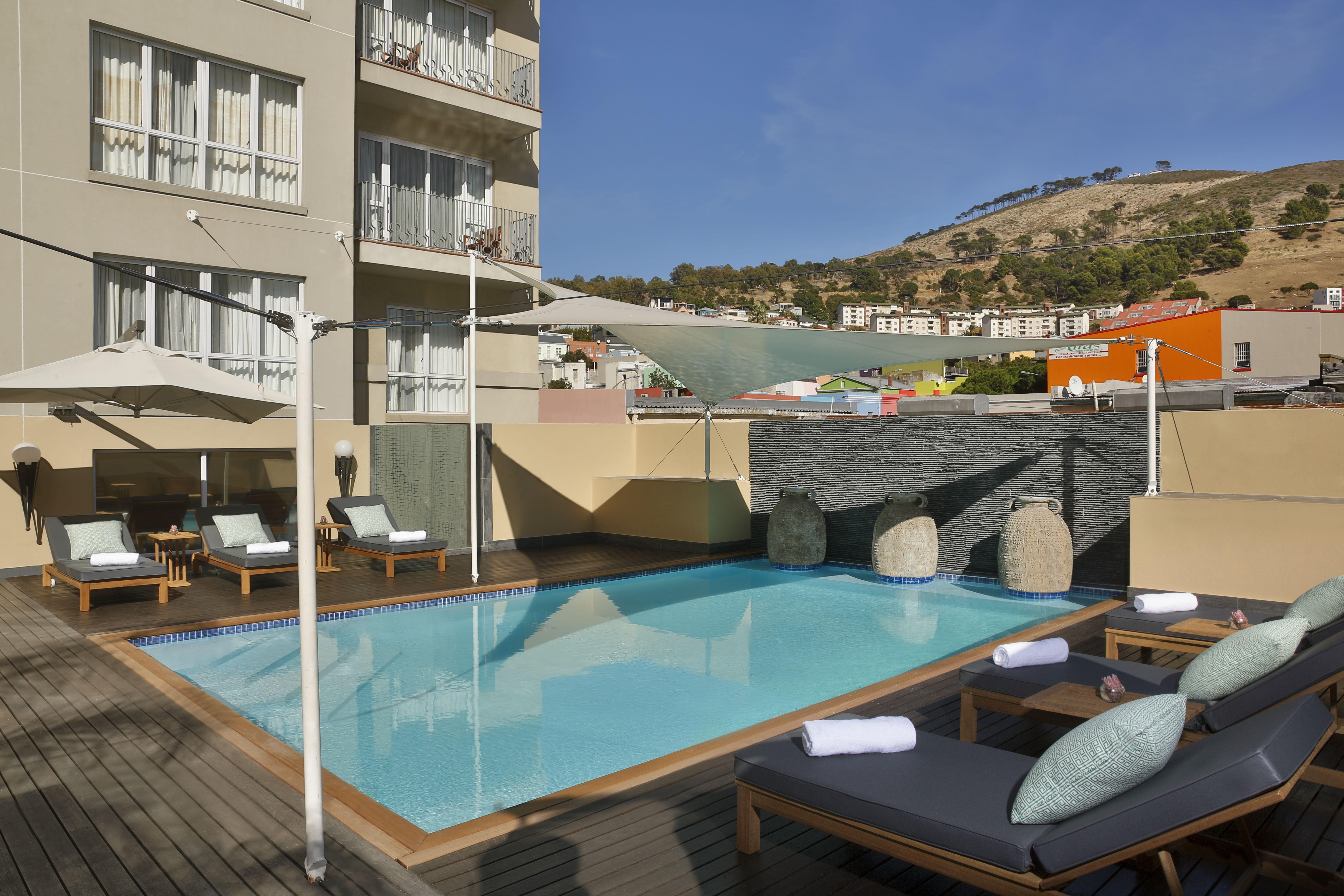 Hyatt Regency Cape Town Hotel Luaran gambar The rooftop pool at the Standard Hollywood