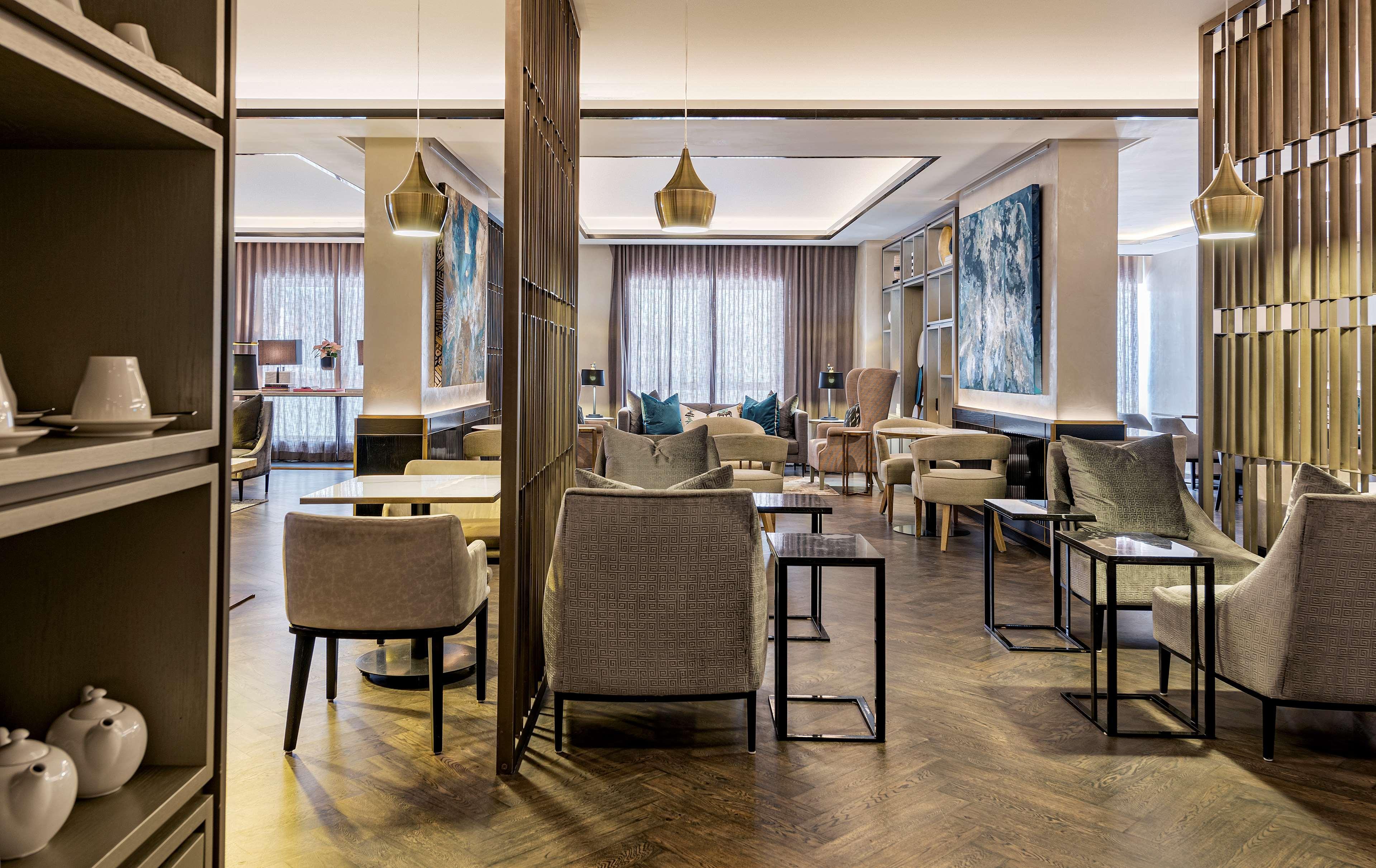 Hyatt Regency Cape Town Hotel Luaran gambar The Lounge at The Westin London